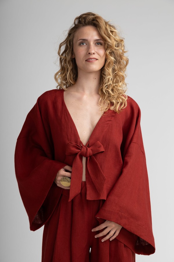 CZERWONE 2_kimono_przestrzen_obrocka.jpg