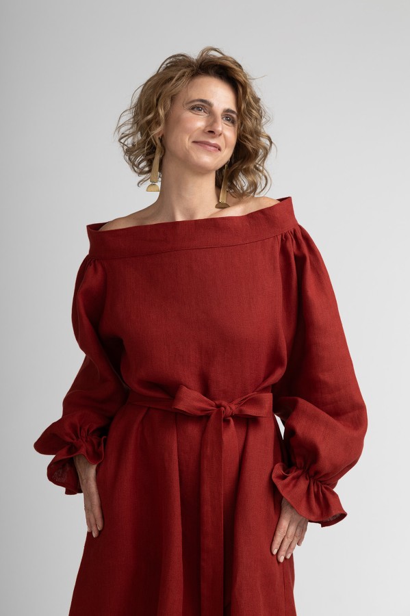 CZERWONA 2_sukienka_tchnienie_obrocka.jpg